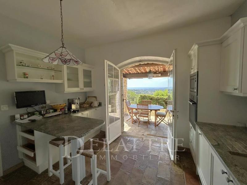 Villa - 160 m² - 5 pièces