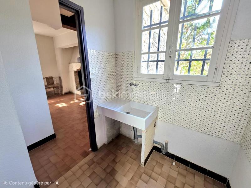 Local commercial - 99 m² - 4 pièces