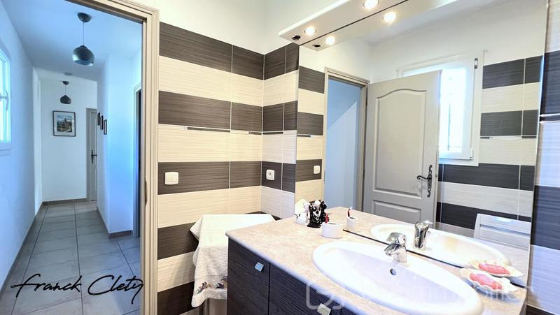 Maison - 160 m² - 6 pièces