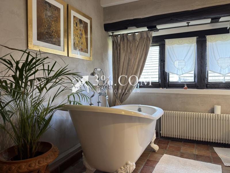 Demeure - 290 m² - 7 pièces