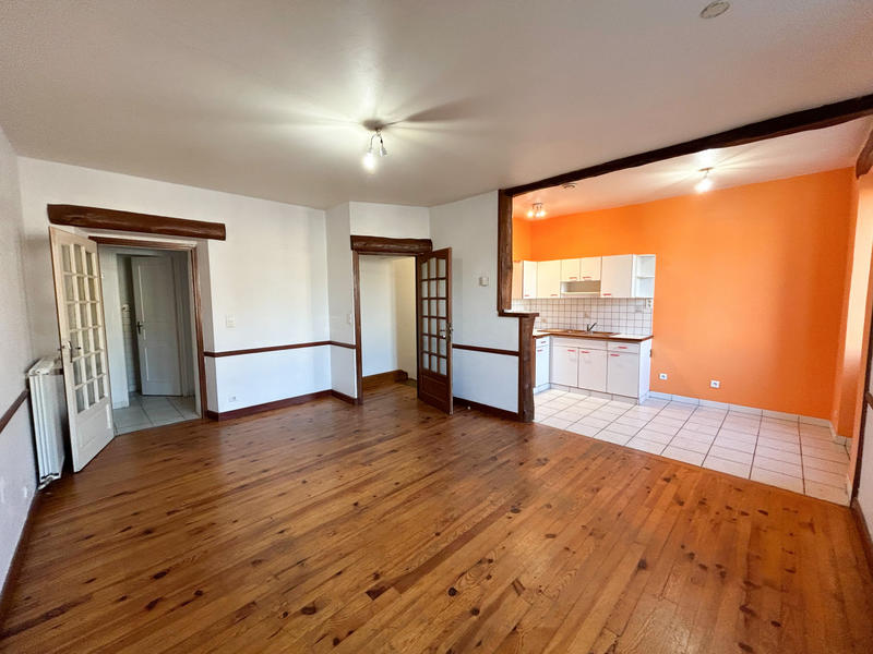 Maison - 90 m² - 4 pièces