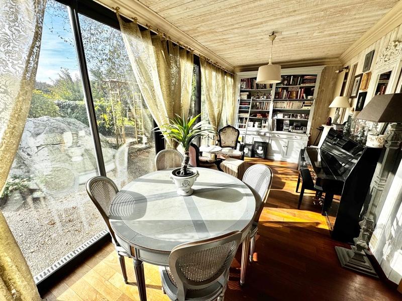 Maison - 144 m² - 6 pièces