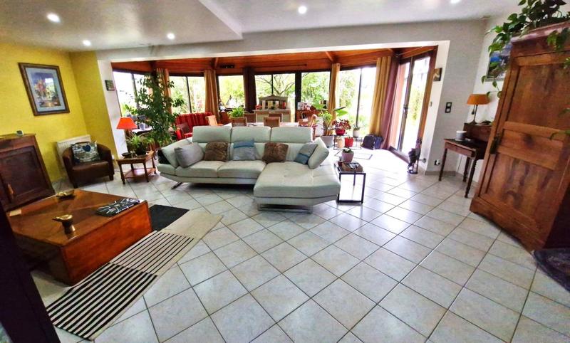 Maison - 142 m² - 6 pièces