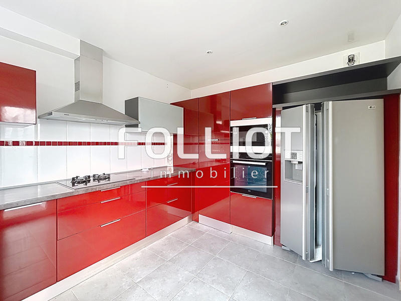 Maison - 170 m² - 5 pièces