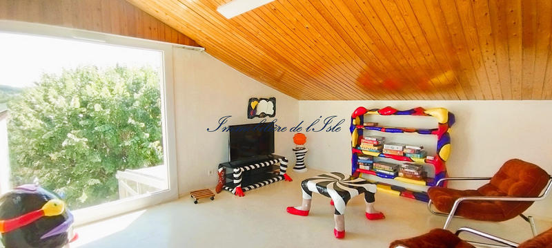 Maison - 175 m² - 8 pièces