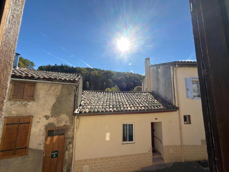 Appartement - 77 m² - 3 pièces