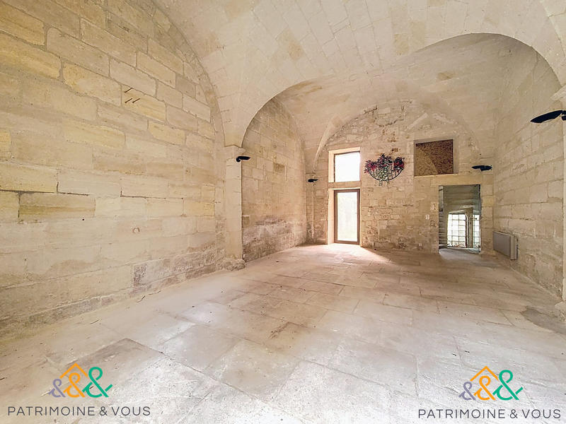 Fonds de commerce - 3 104 m²