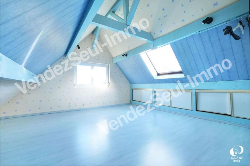 Maison traditionnelle - 190 m² - 8 pièces