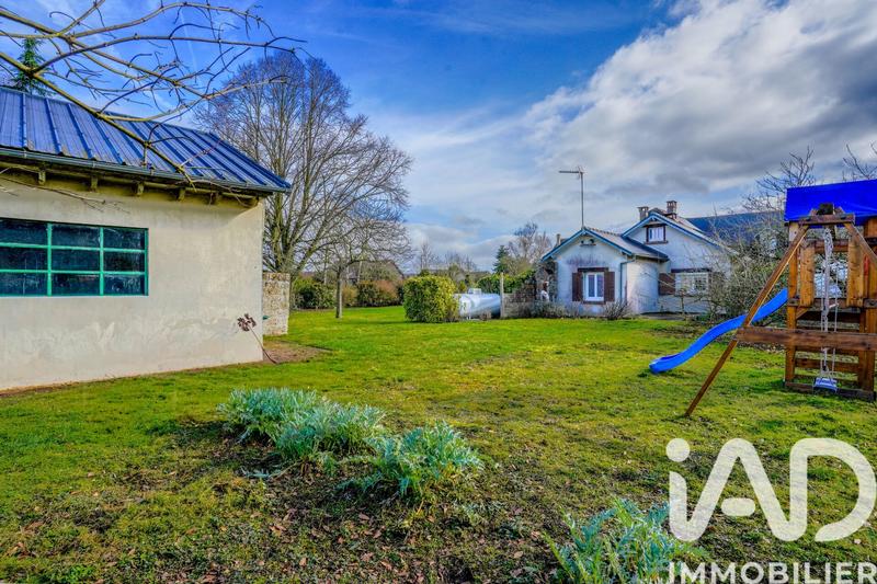 Maison - 200 m² - 6 pièces