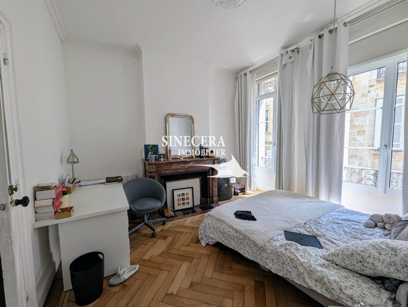 Appartement - 77 m² - 3 pièces