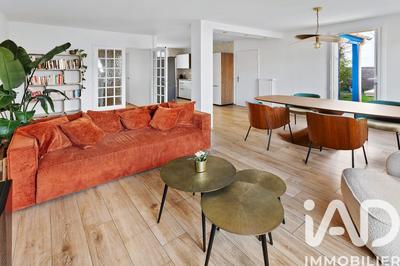 Maison - 91 m² - 4 pièces