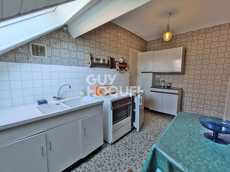 Maison - 180 m² - 6 pièces