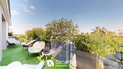 Appartement - 110 m² - 5 pièces