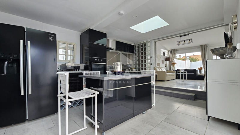 Maison - 116 m² - 8 pièces