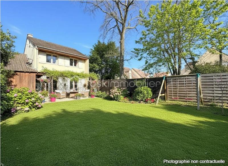 Maison - 103 m² - 5 pièces