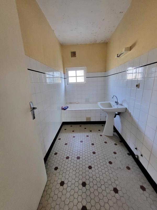 Maison - 161 m² - 9 pièces