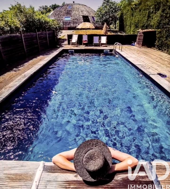 Maison de maîtres - 230 m² - 7 pièces