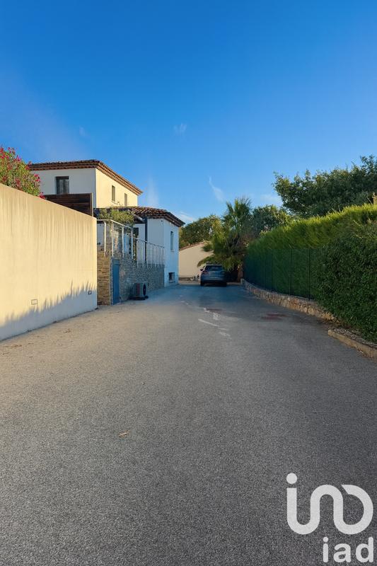 Maison - 212 m² - 5 pièces