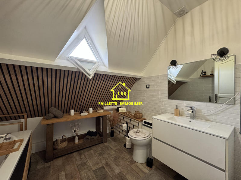 Maison - 170 m² - 5 pièces