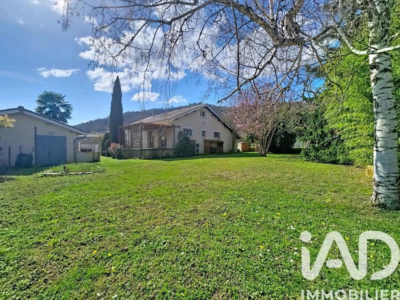 Maison - 177 m² - 6 pièces