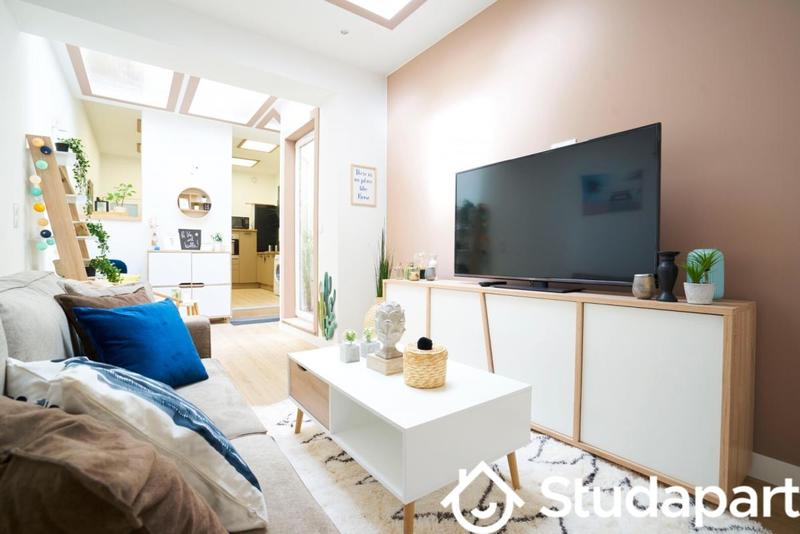 Chambre - 14 m² - 1 pièce