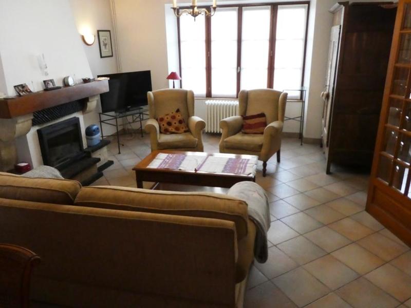 Maison en pierre - 142 m² - 8 pièces