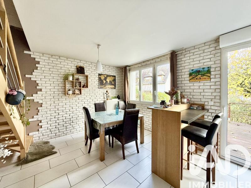Maison - 74 m² - 4 pièces