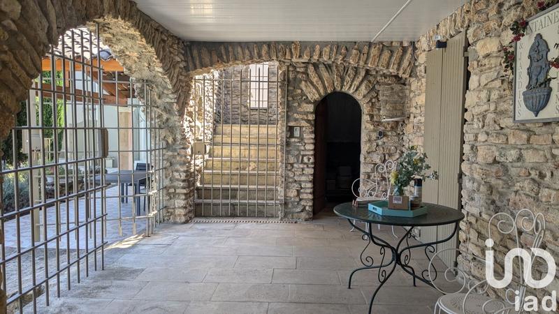 Maison - 445 m² - 19 pièces