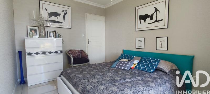 Maison - 277 m² - 9 pièces