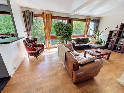 Appartement - 85 m² - 4 pièces