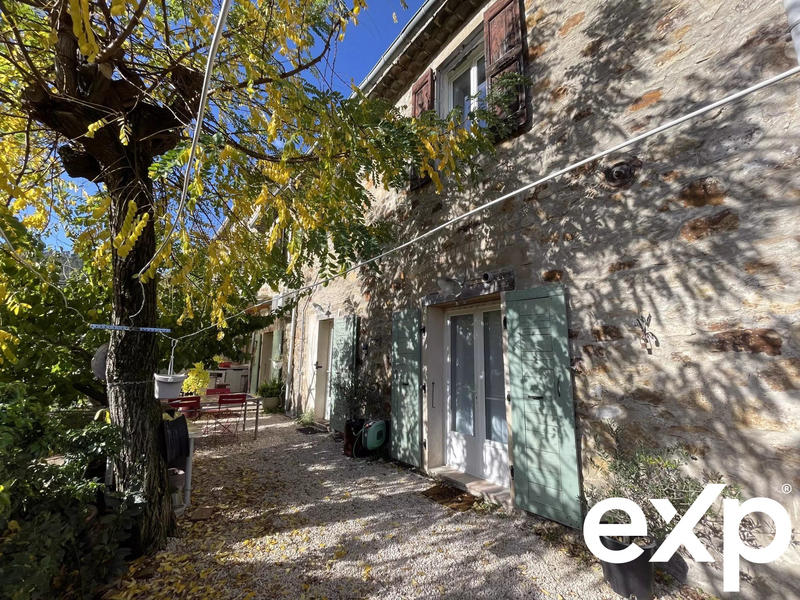 Maison traditionnelle - 195 m² - 8 pièces