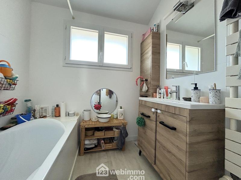 Maison - 120 m² - 4 pièces