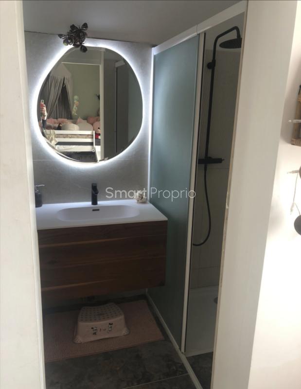 Propriété - 316 m² - 9 pièces