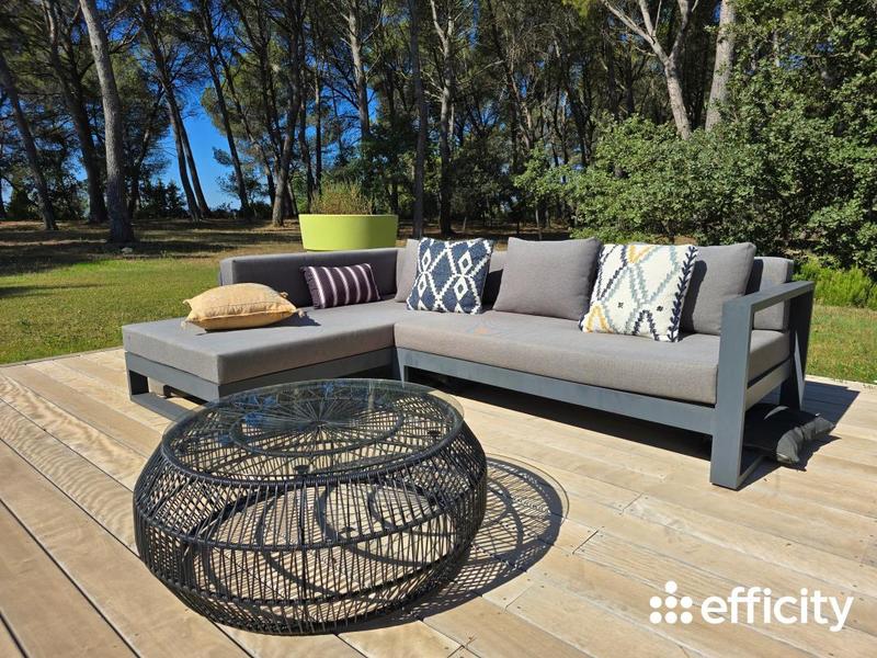 Maison - 232 m² - 7 pièces