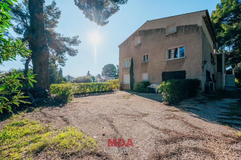 Appartement - 130 m² - 4 pièces