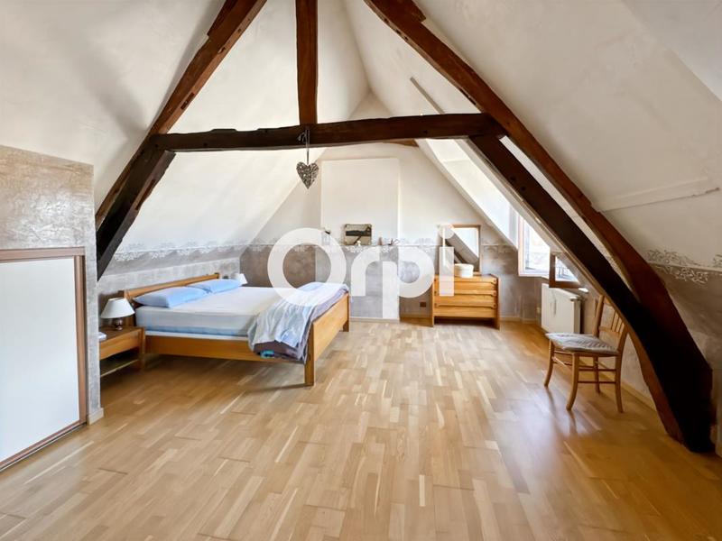 Maison - 182 m² - 6 pièces