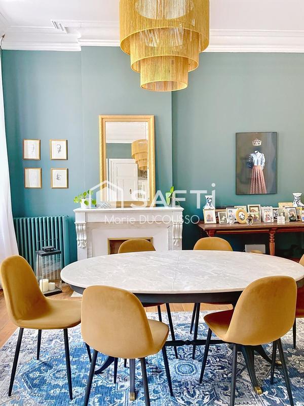 Maison de maîtres - 372 m² - 8 pièces