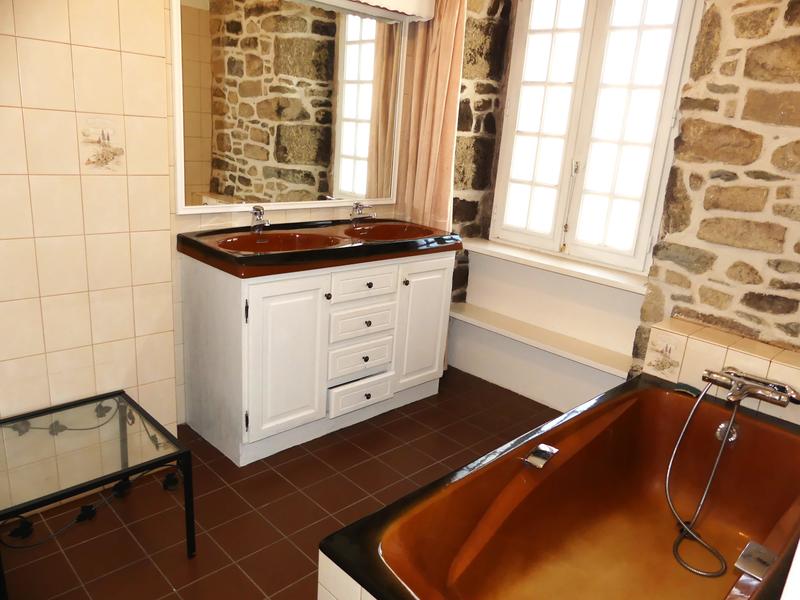 Maison de maîtres - 252 m² - 10 pièces