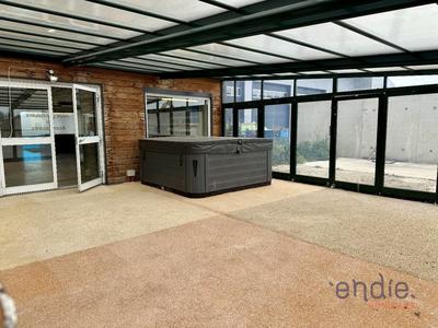 Immeuble de bureaux - 277 m² - 6 pièces
