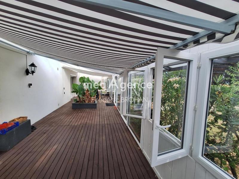 Maison - 174 m² - 6 pièces