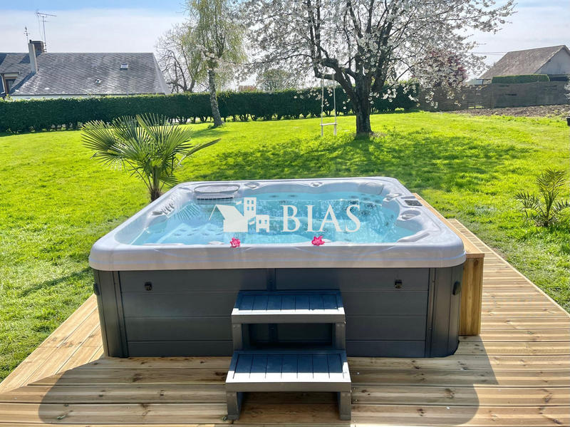 Maison - 165 m² - 7 pièces