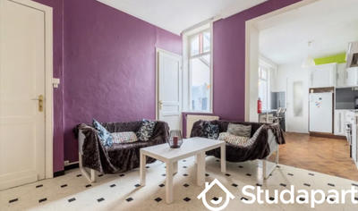 Chambre - 10 m² - 1 pièce