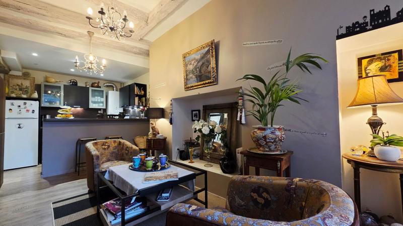 Maison - 141 m² - 9 pièces