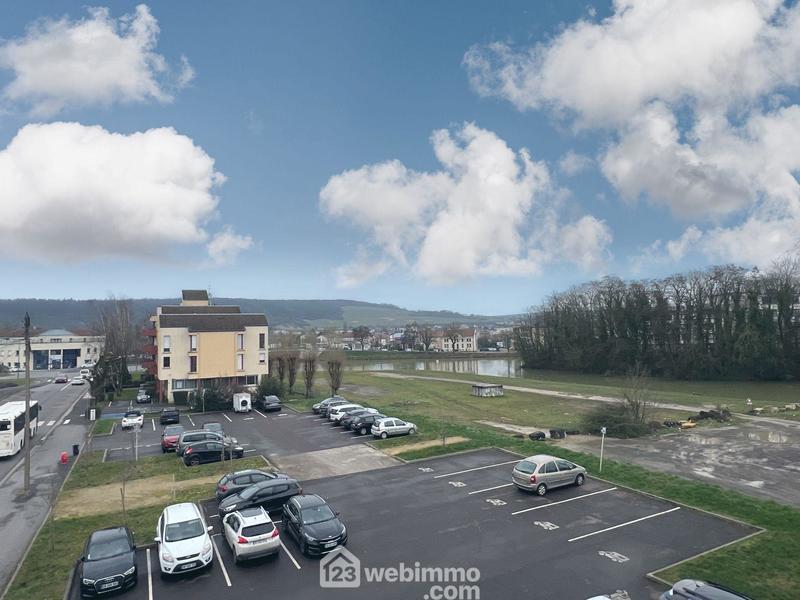 Bureau - 50 m² - 2 pièces