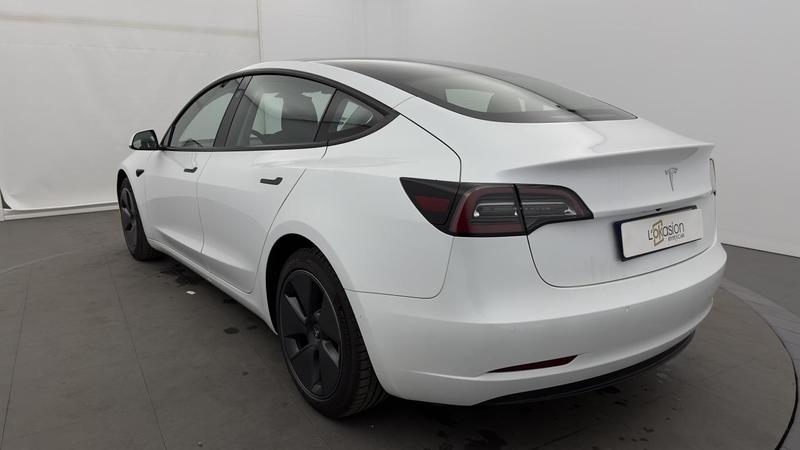 Tesla Model 3 Autonomie Standard Plus Rwd