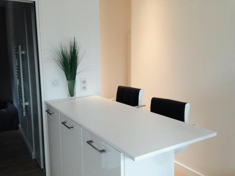 Studio - 25 m² - 1 pièce