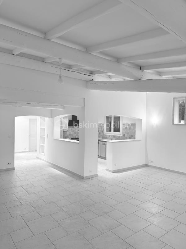 Maison traditionnelle - 170 m² - 7 pièces