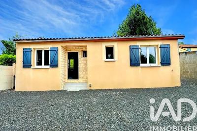 Maison - 64 m² - 4 pièces