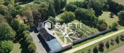 Maison - 838 m² - 20 pièces