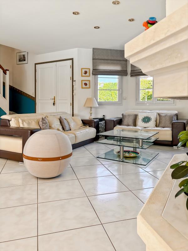 Maison - 135 m² - 6 pièces